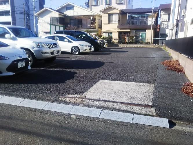 本羽田1-19柳下駐車場の外観・駐車場イメージ2枚目