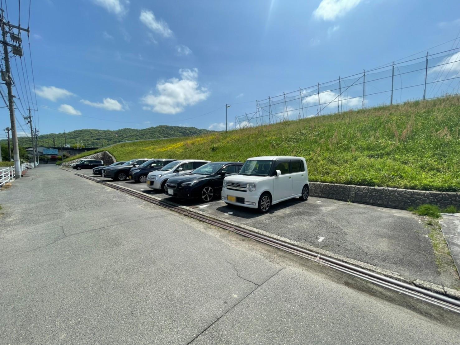 森ガレージの外観・駐車場イメージ1枚目