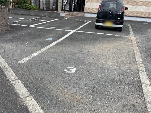 ベル ツリーⅠ(29919)の外観・駐車場イメージ1枚目