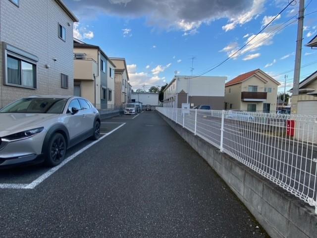 Grandeur(22120)の外観・駐車場イメージ1枚目