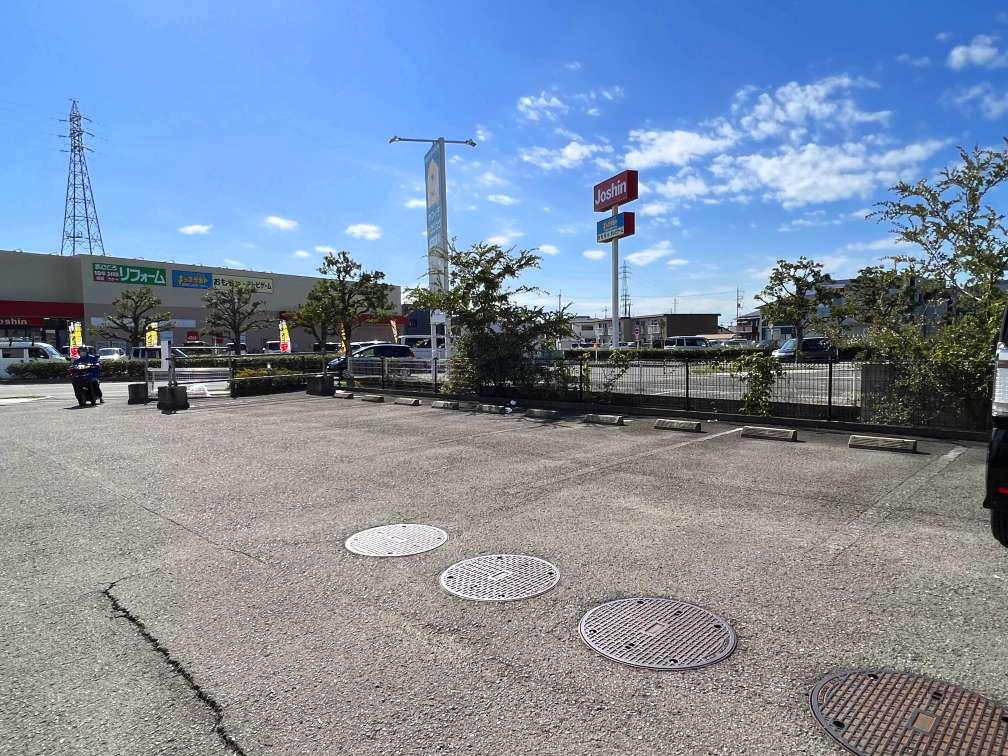 山路(30589)の外観・駐車場イメージ1枚目