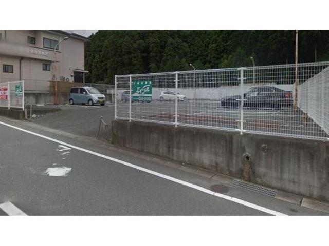 明治団地月極駐車場の外観・駐車場イメージ1枚目