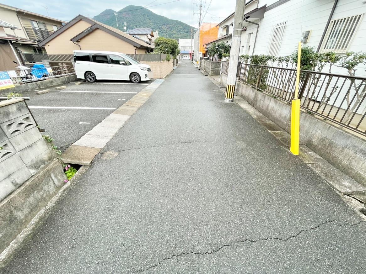 若園山崎駐車場の外観・駐車場イメージ3枚目