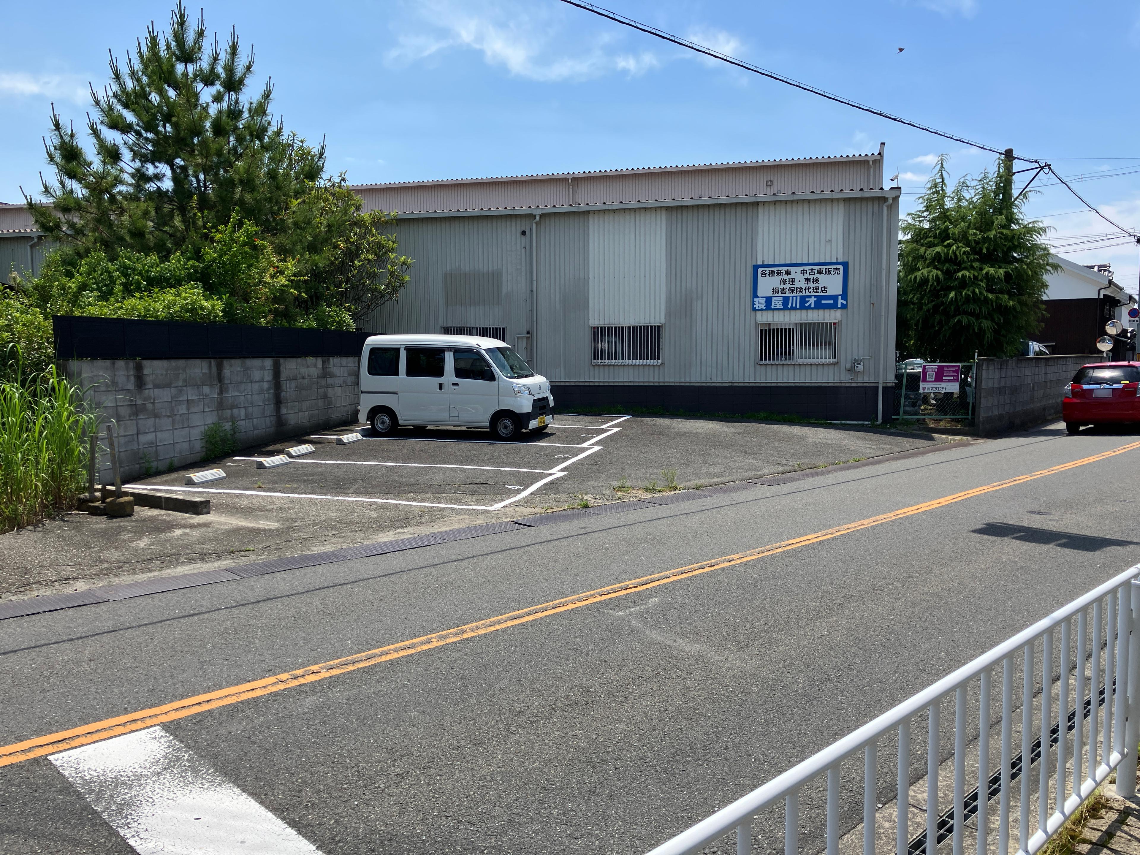 TSモータープール西小学校前の外観・駐車場イメージ1枚目