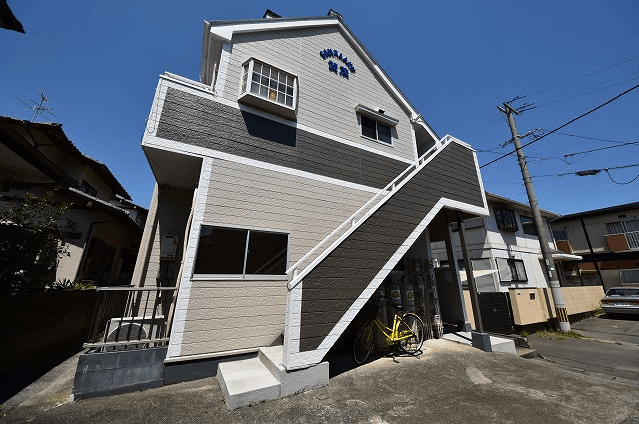 サンラーク賀茂の外観・駐車場イメージ2枚目