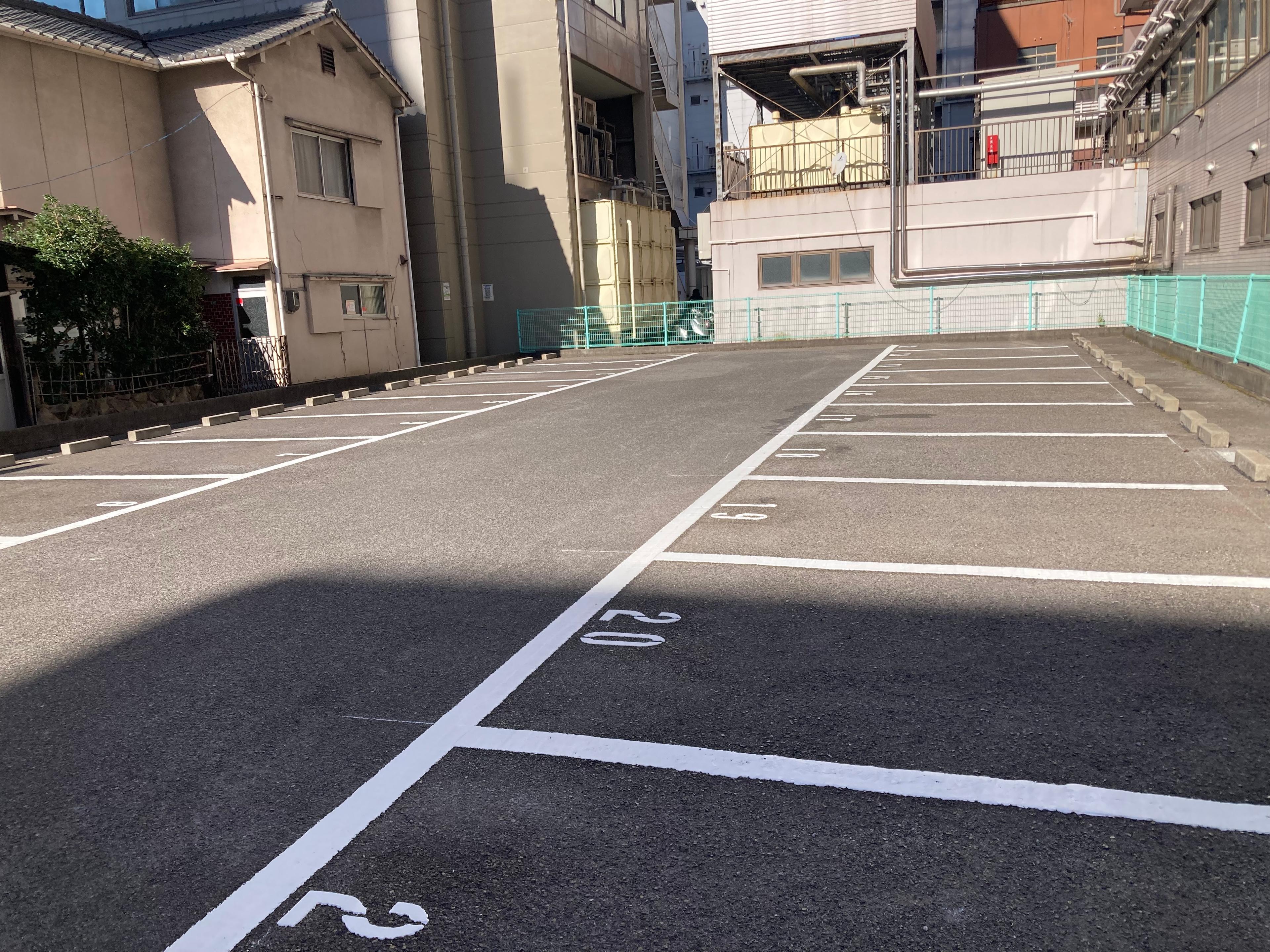 中央1丁目(旧高橋ガレージ)の外観・駐車場イメージ2枚目
