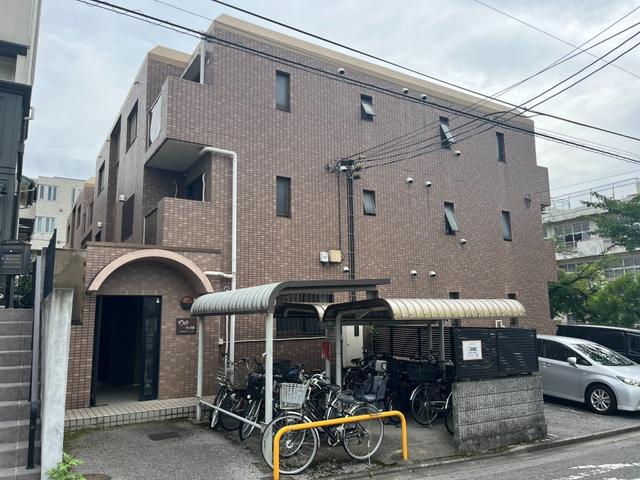 さいたま市浦和区岸町5丁目駐車場(ヴィラコースト)の外観・駐車場イメージ1枚目