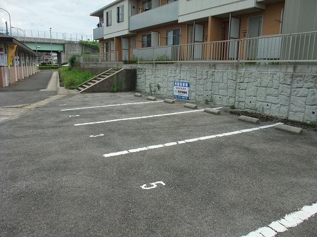 荒川駐車場の外観・駐車場イメージ1枚目