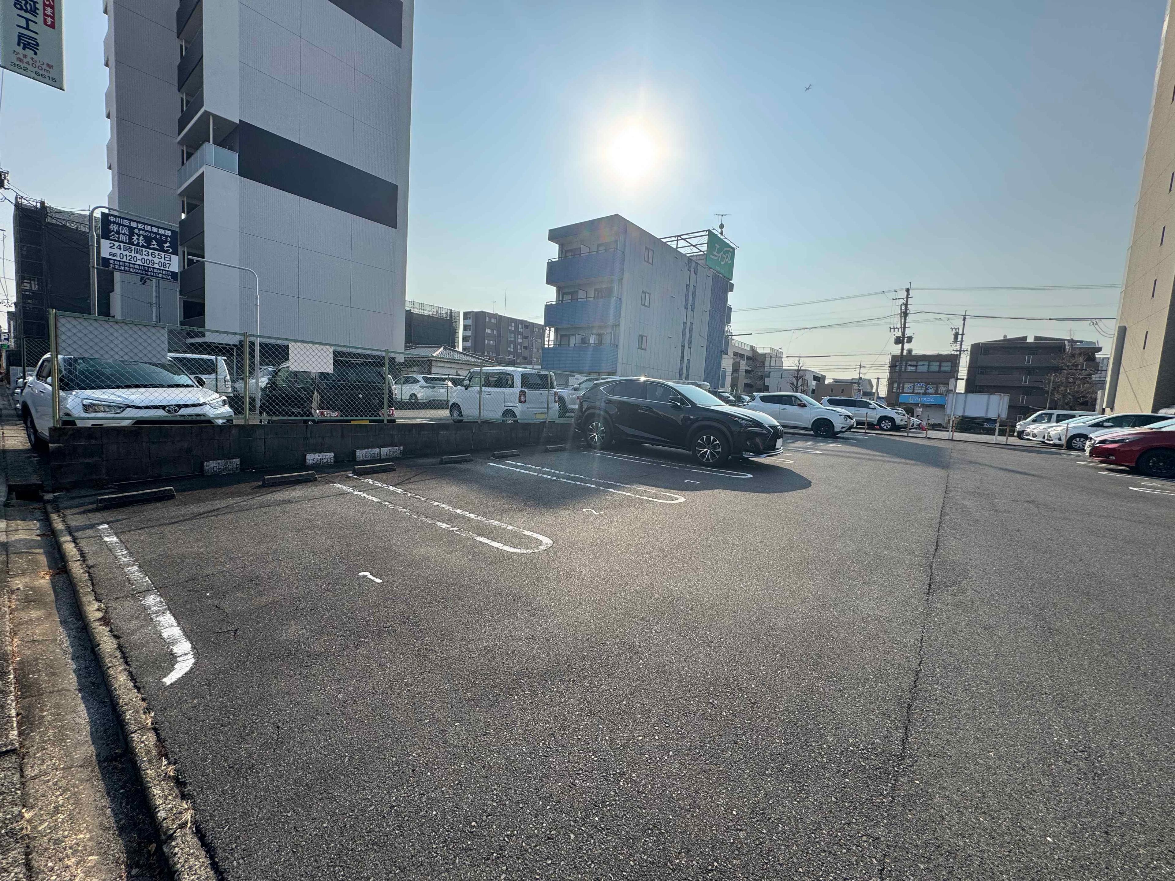 P220の外観・駐車場イメージ3枚目