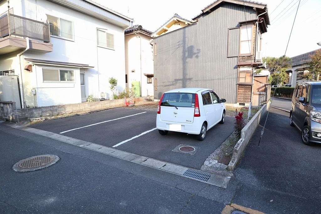 卯垣2丁目588-1駐車場の外観・駐車場イメージ1枚目