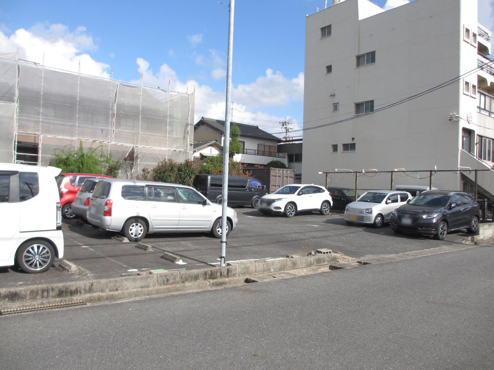 川西町二丁目(杉浦)駐車場の外観・駐車場イメージ2枚目