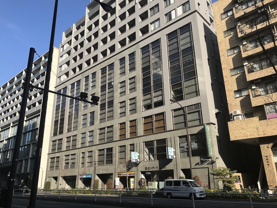 四谷メディカルビルの外観・駐車場イメージ2枚目