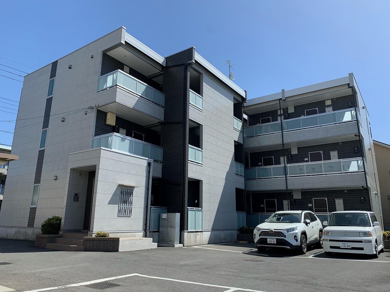 リブリ・Crest Yanagisaki駐車場の外観・駐車場イメージ1枚目