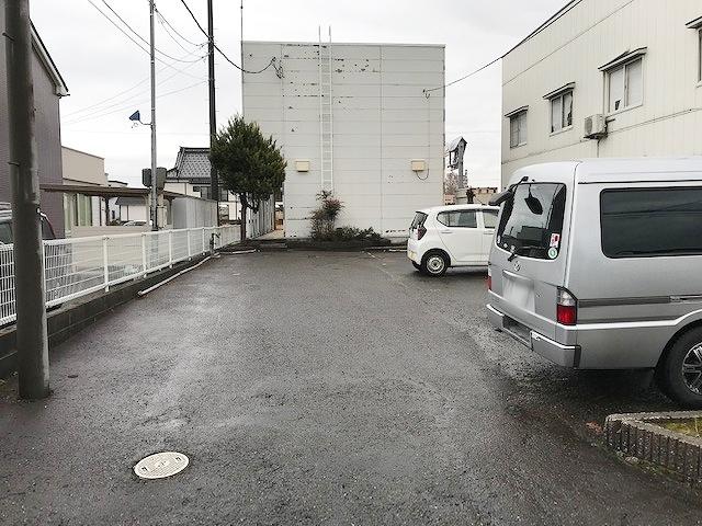 PRIMAL(12114)の外観・駐車場イメージ1枚目