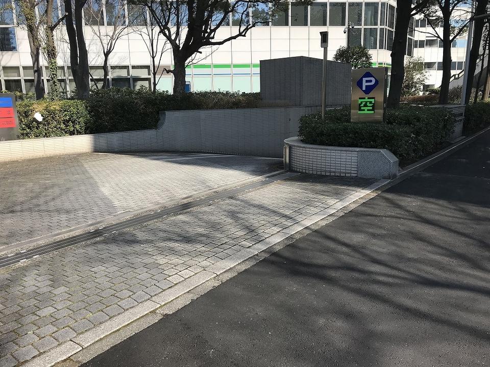 新川崎三井ビルの外観・駐車場イメージ1枚目