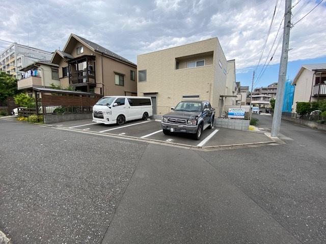 若松町4丁目駐車場の外観・駐車場イメージ2枚目