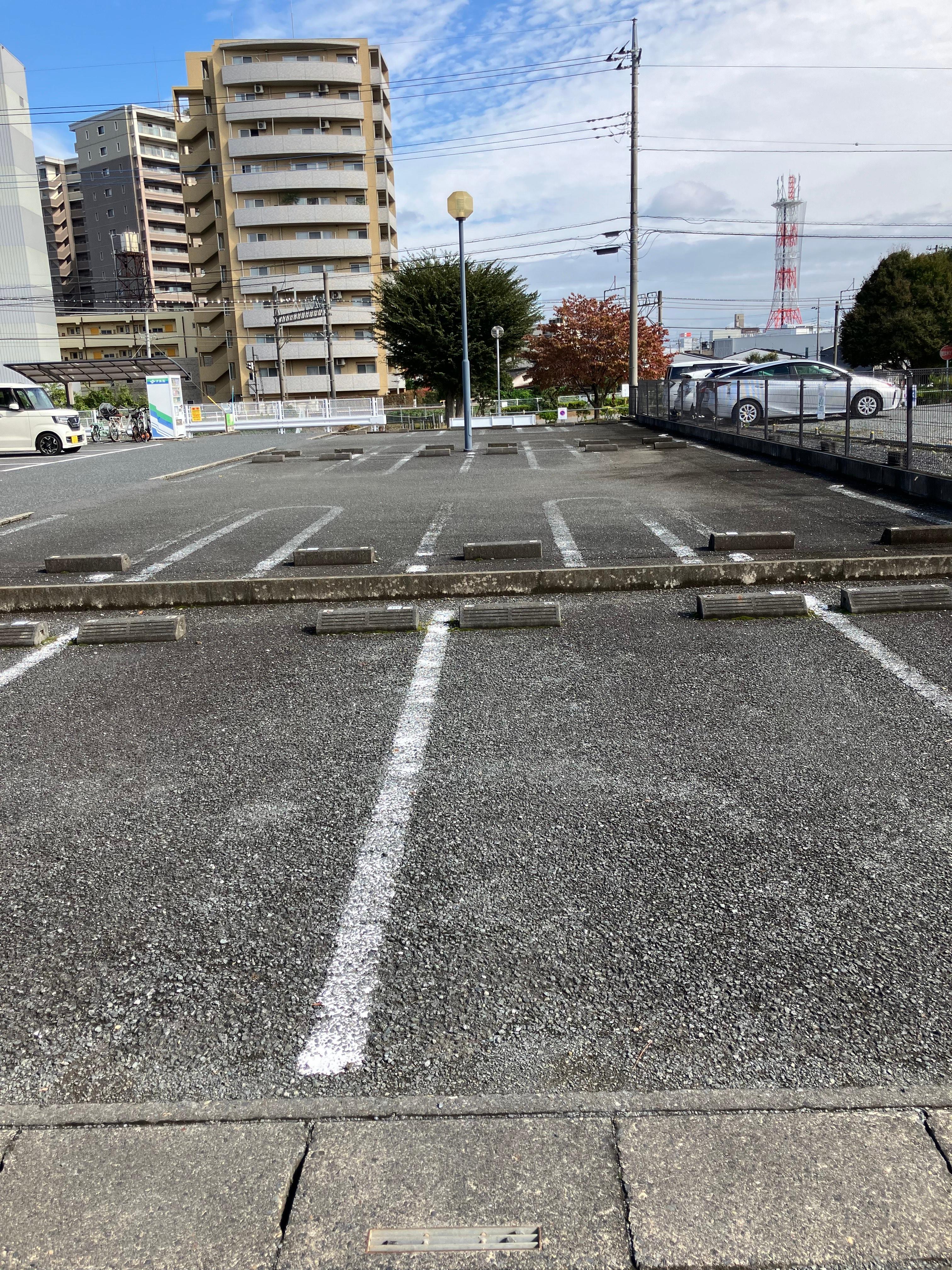 箭弓町加島駐車場の外観・駐車場イメージ3枚目