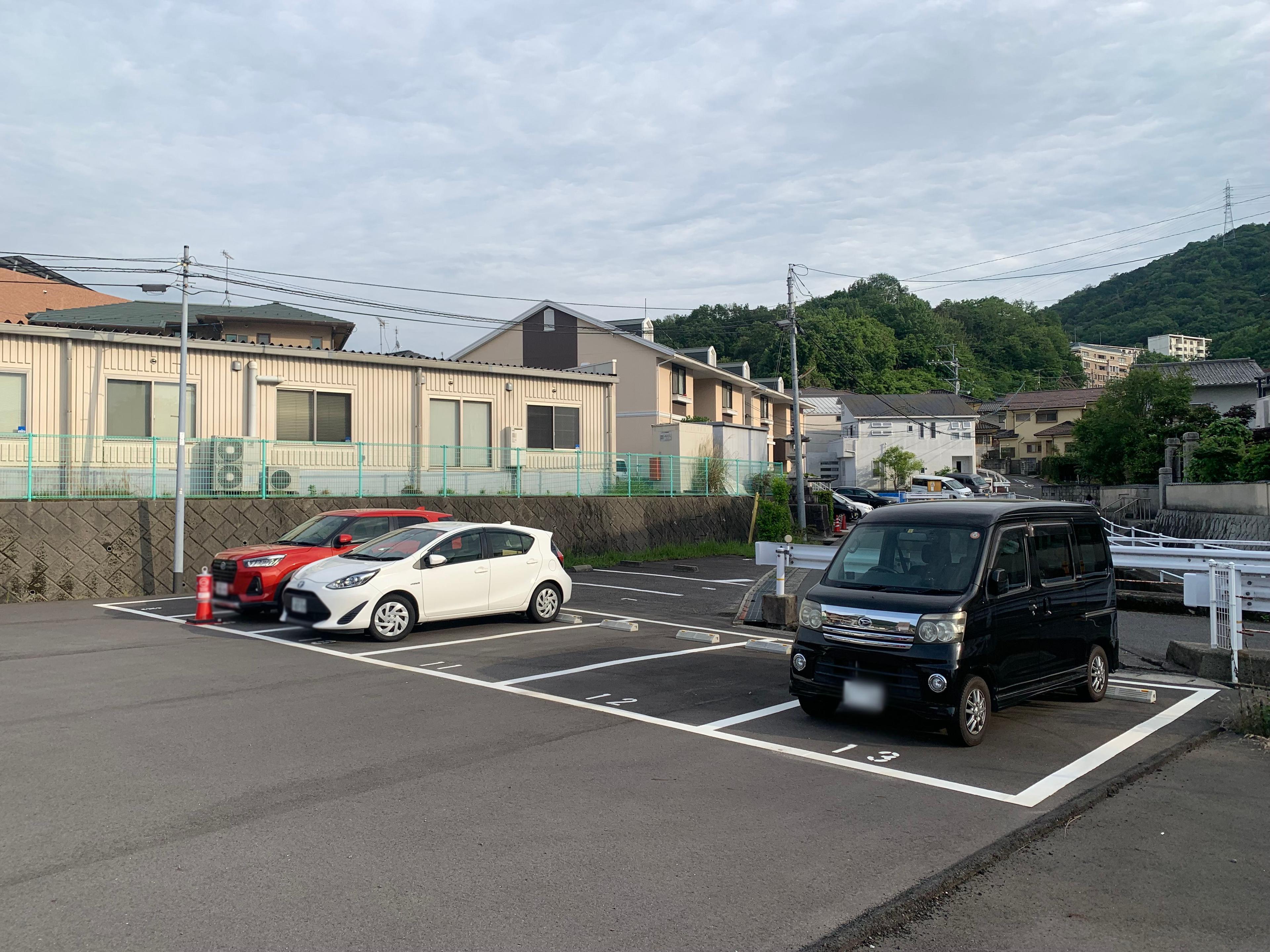 戸坂大上駐車場の外観・駐車場イメージ2枚目