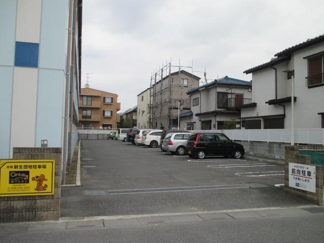新生団地駐車場の外観・駐車場イメージ1枚目