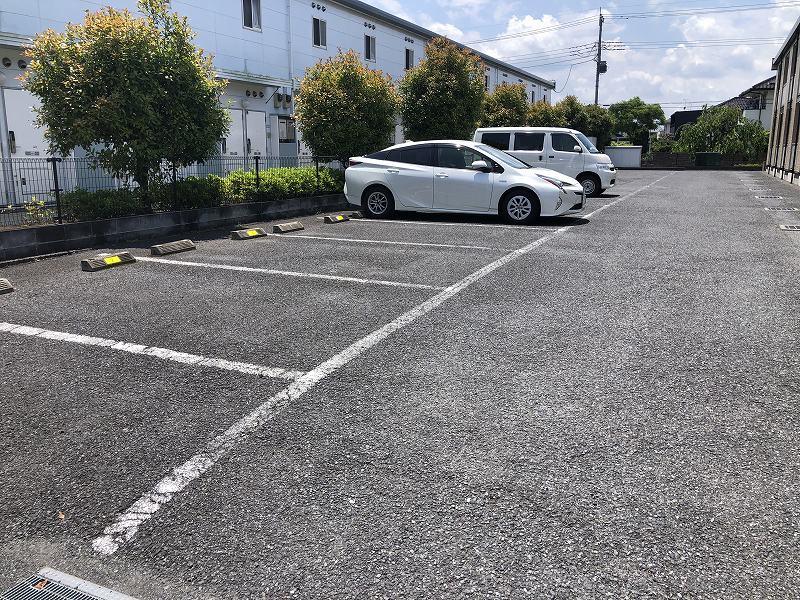 エスト ヴィラ(27937)の外観・駐車場イメージ2枚目