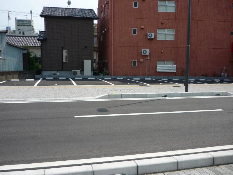 鈴木桜川駐車場(№04~№08)の外観・駐車場イメージ2枚目