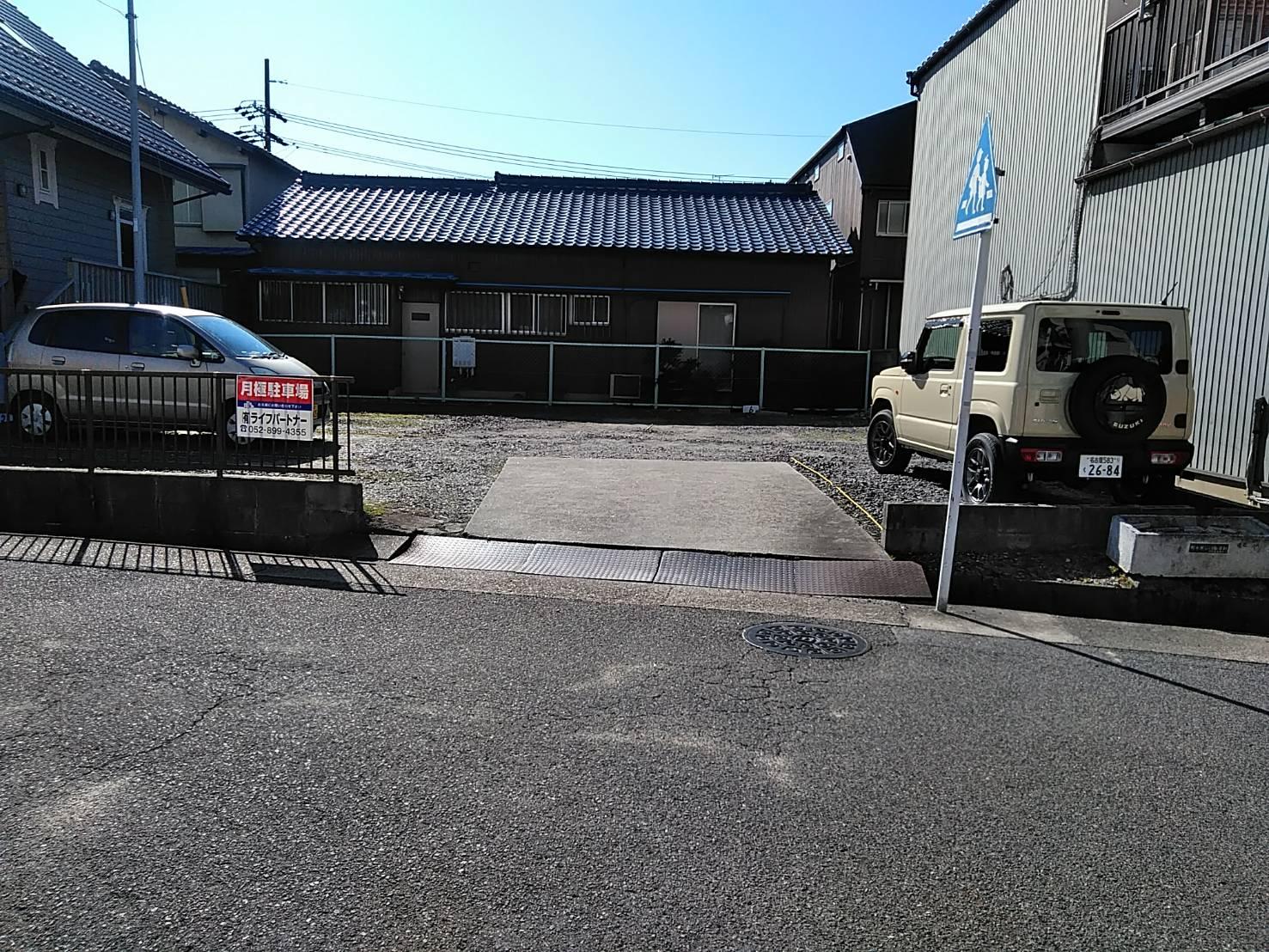 長根町100番パーキングの外観・駐車場イメージ1枚目