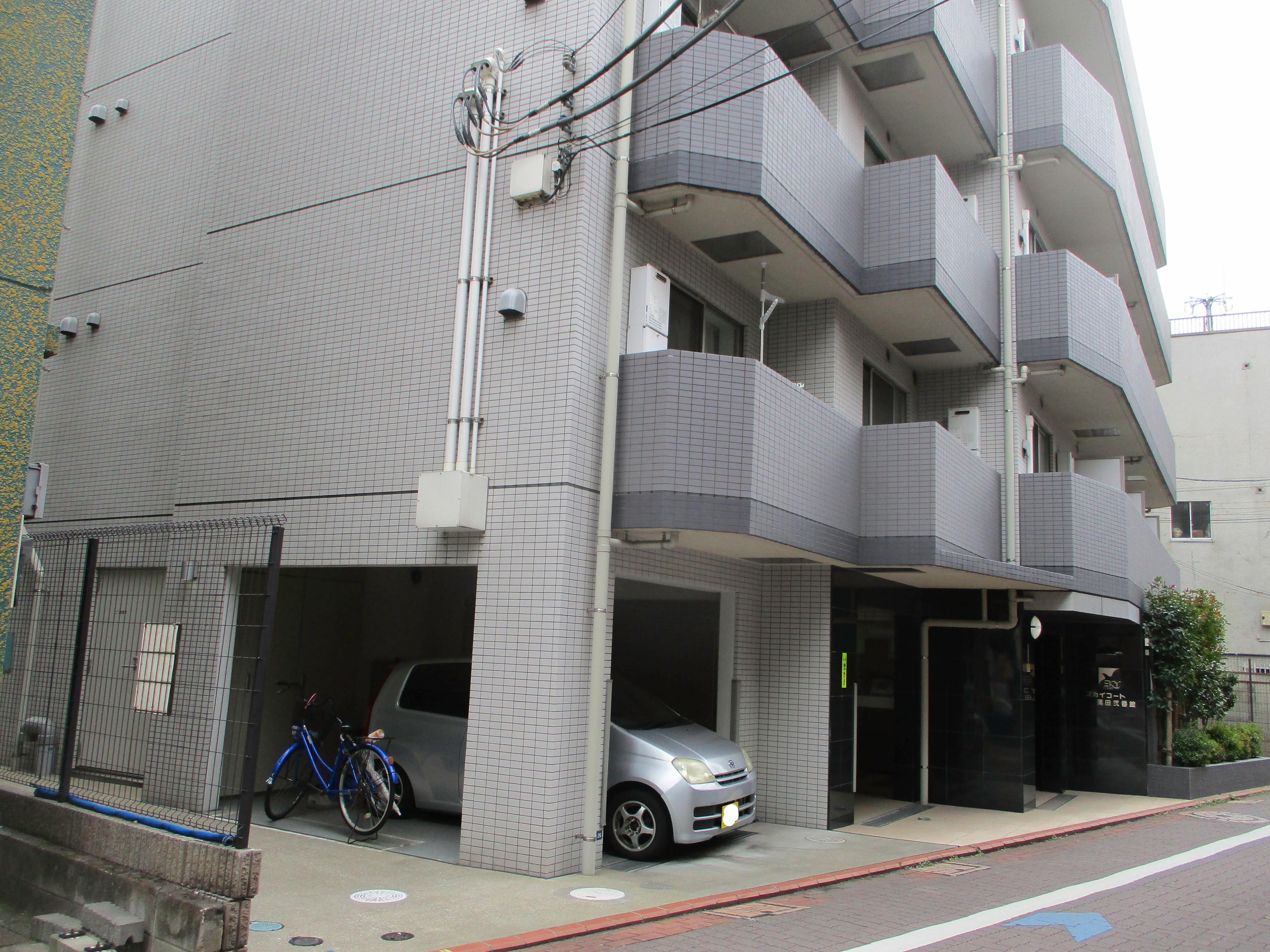 スカイコート蒲田弐番館の外観・駐車場イメージ1枚目