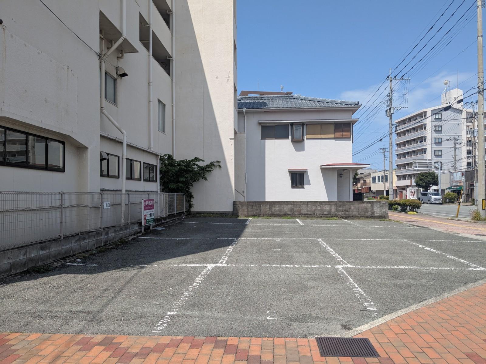 安澤月極駐車場の外観・駐車場イメージ1枚目