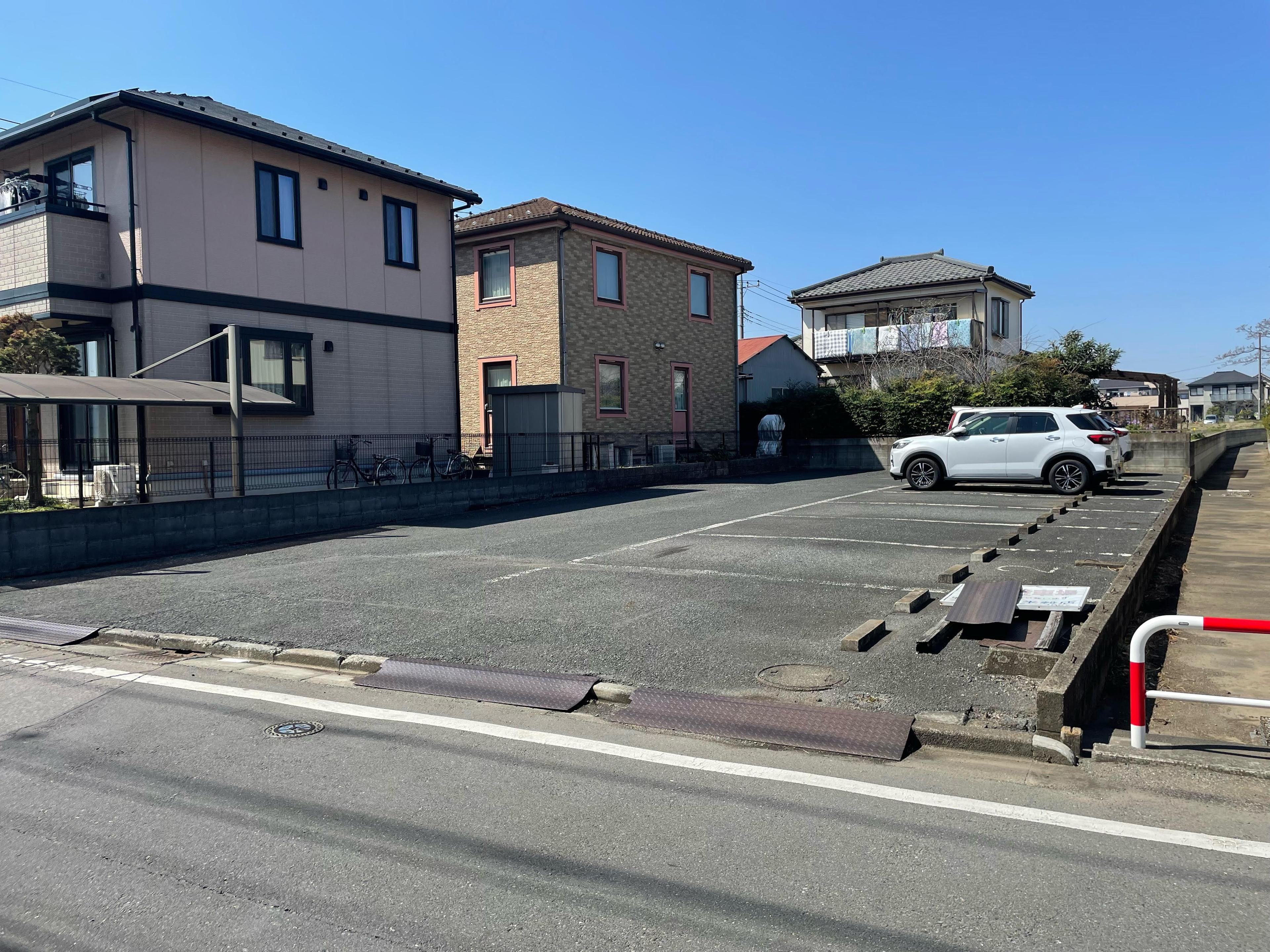 本宿7丁目駐車場の外観・駐車場イメージ1枚目