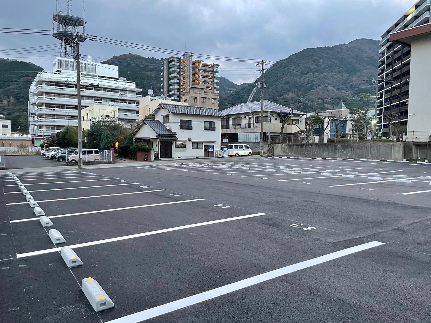 上田の湯月極駐車場の外観・駐車場イメージ1枚目