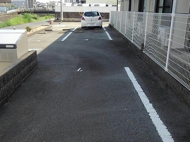 辻九第三(40271)の外観・駐車場イメージ1枚目