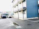 ブルーリヴィエール(43265)の駐車場