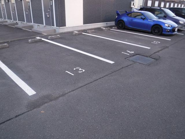 ラフェスタA(29265)の外観・駐車場イメージ1枚目