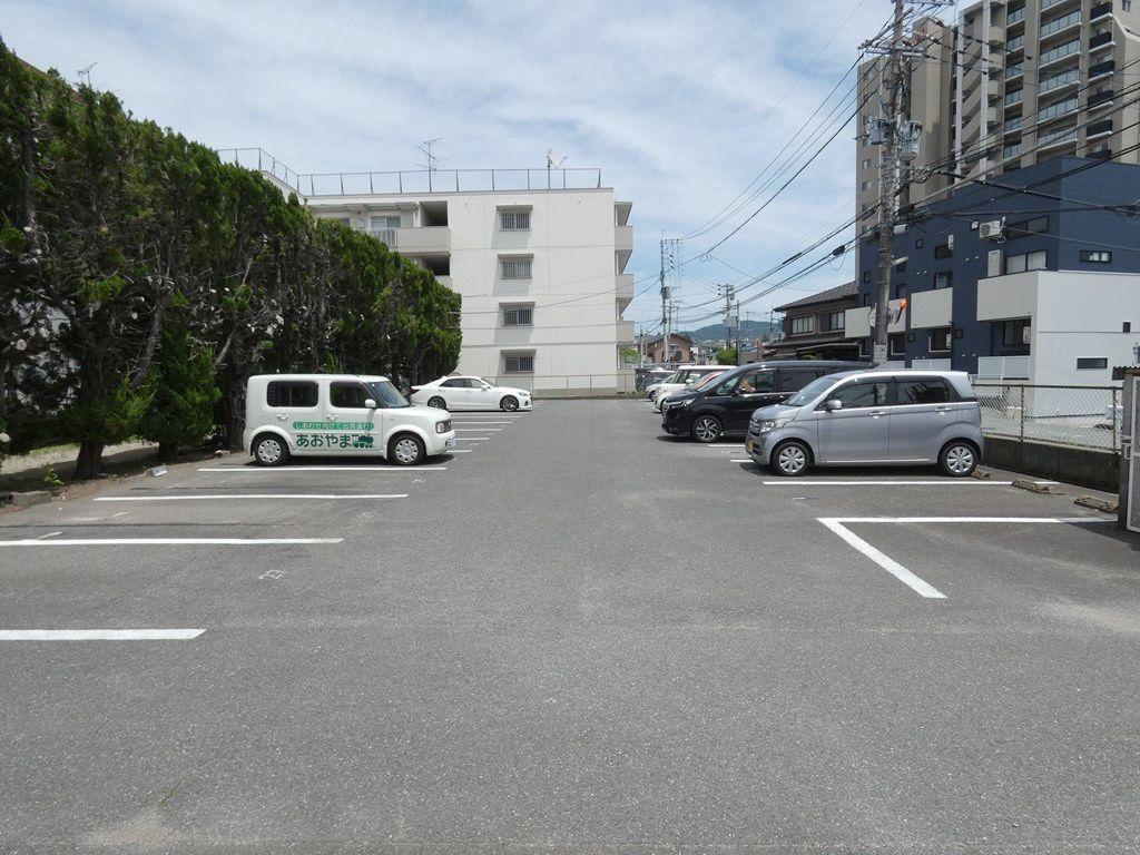 TM富士ビル前第1駐車場の外観・駐車場イメージ1枚目