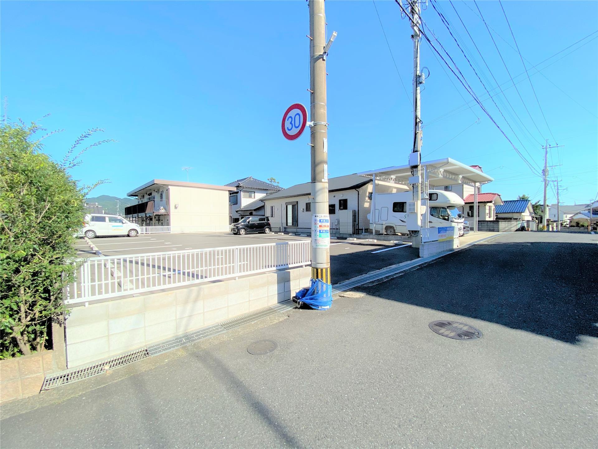 ジョイフルカトレアパーキングの外観・駐車場イメージ2枚目