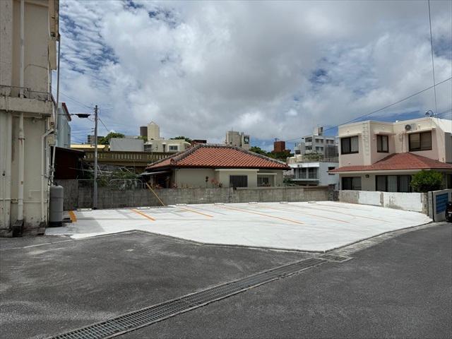 TOM駐車場の外観・駐車場イメージ1枚目