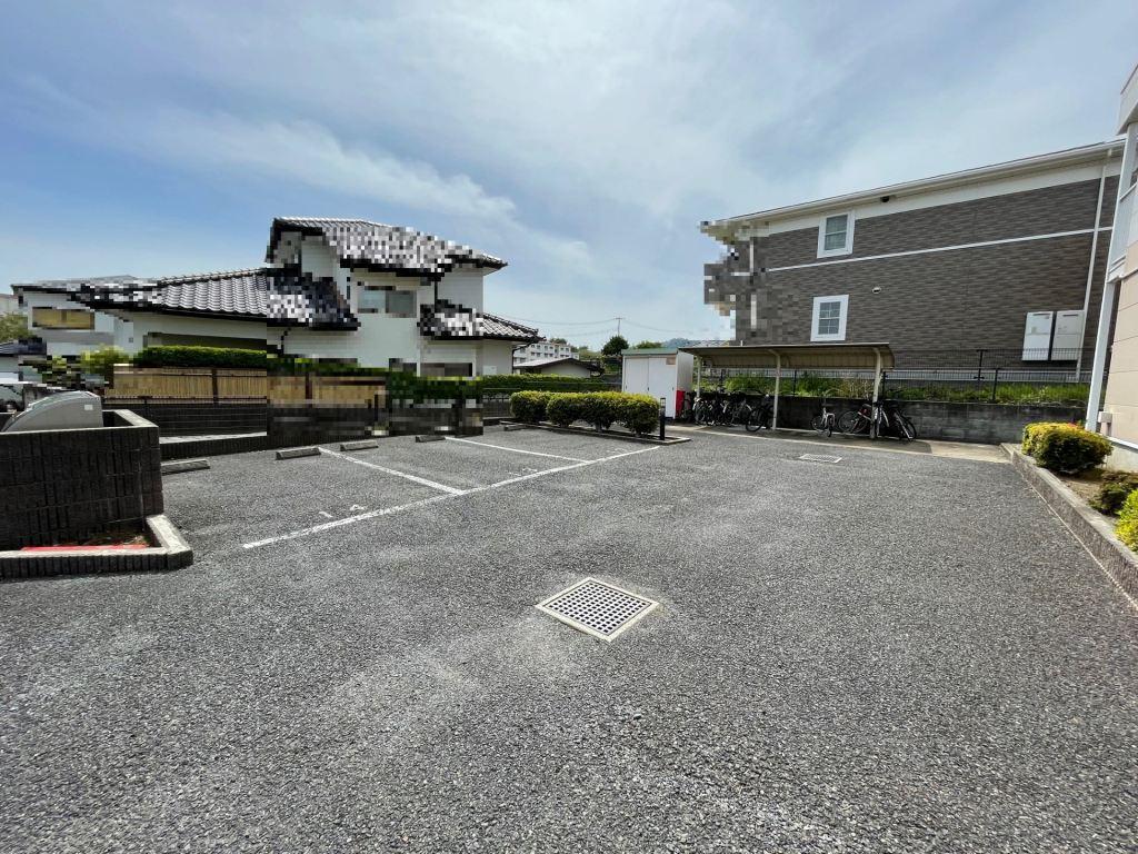 コンフォートⅡ(18869)の外観・駐車場イメージ2枚目