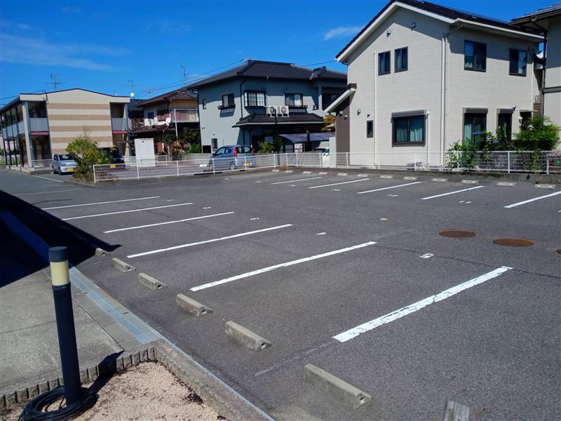 イシハラⅡ(21602)の外観・駐車場イメージ1枚目