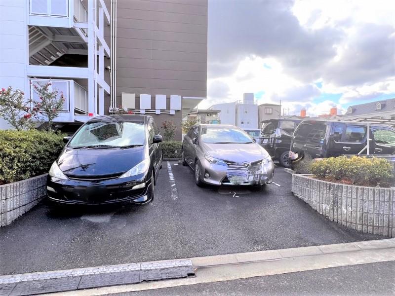 ブルーファン(20300)の外観・駐車場イメージ1枚目