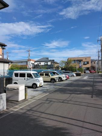 栗三駐車場の外観・駐車場イメージ2枚目