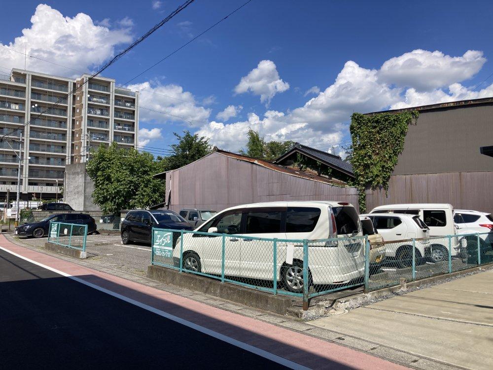 深志月極駐車場の外観・駐車場イメージ2枚目