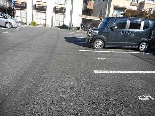 よろづや(25697)の外観・駐車場イメージ1枚目