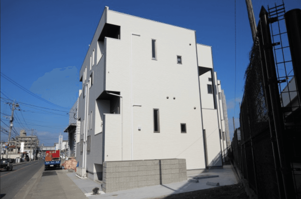 CB箱崎ラウムの外観・駐車場イメージ1枚目