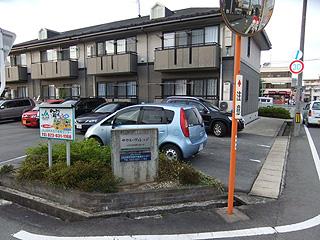 サウス・ヴィレッジパーキングの外観・駐車場イメージ1枚目