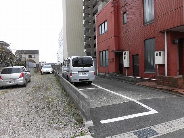 母衣町97番地駐車場の外観・駐車場イメージ1枚目
