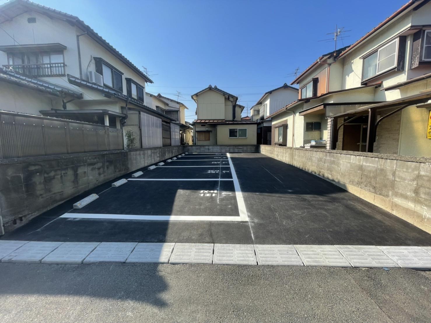 本城4丁目パーキングの外観・駐車場イメージ2枚目