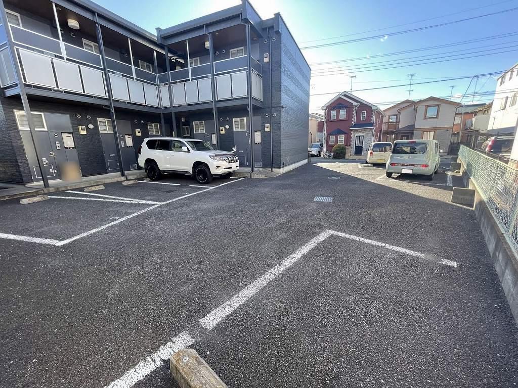 中央(30879)の外観・駐車場イメージ1枚目