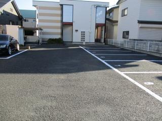 KIRA(28518)の外観・駐車場イメージ1枚目