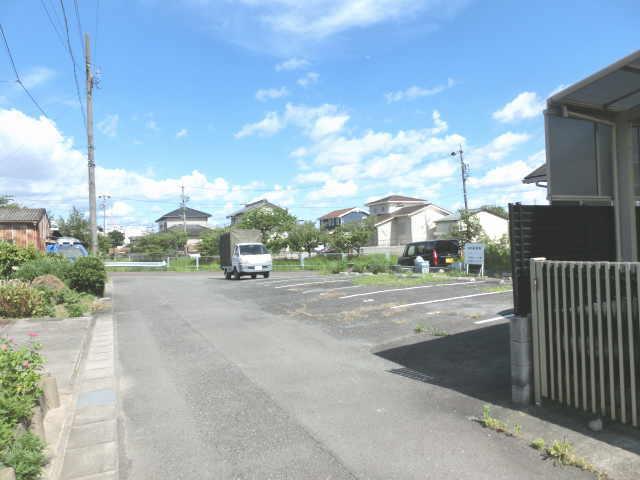 ワイズ・木曽川町外割田 第1駐車場の外観・駐車場イメージ3枚目