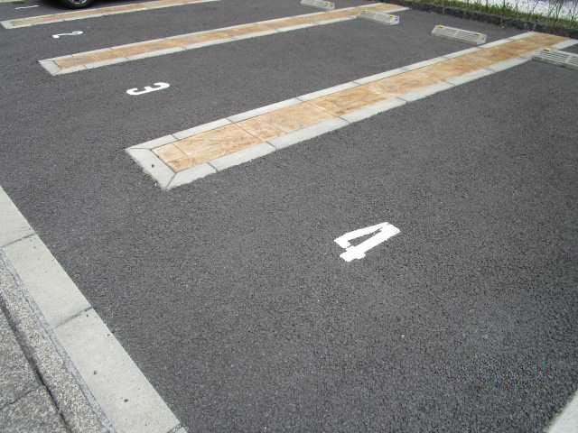 ミランダサンシャインⅡ(56897)の外観・駐車場イメージ1枚目